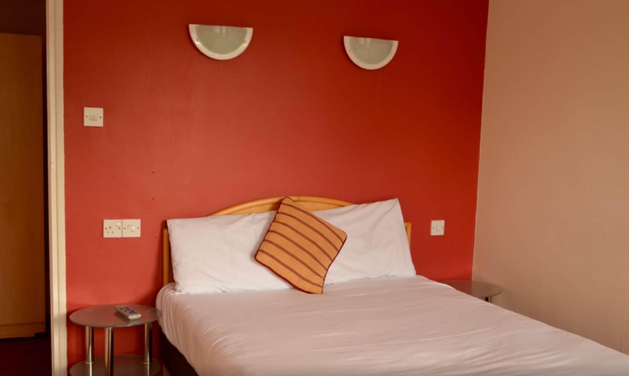 Bay Village - Adults Only 2*