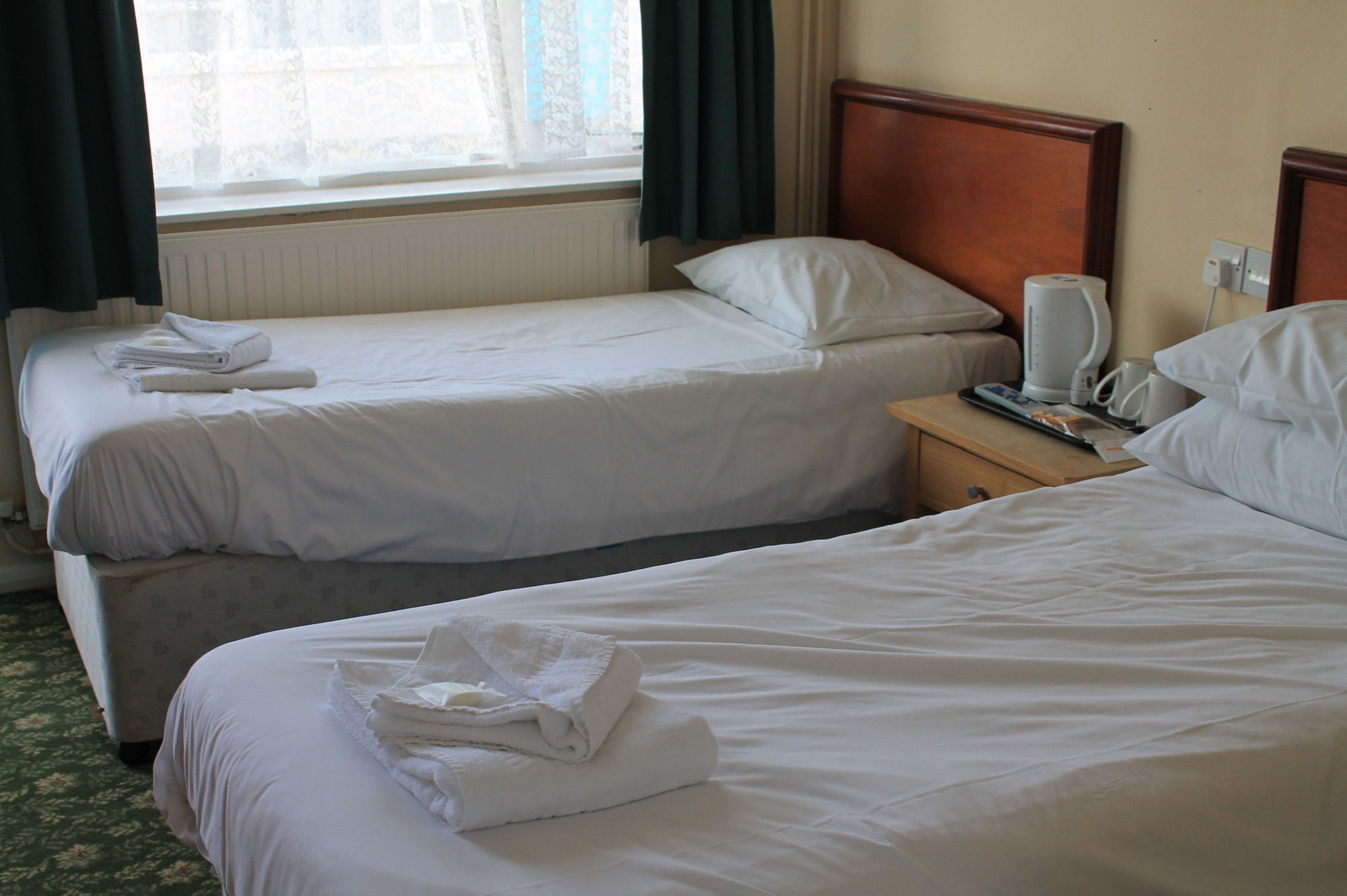 Bay Village - Adults Only 2*